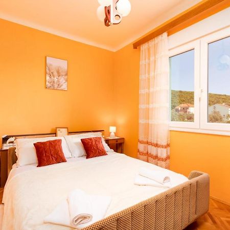 Apartman Tena プナト エクステリア 写真