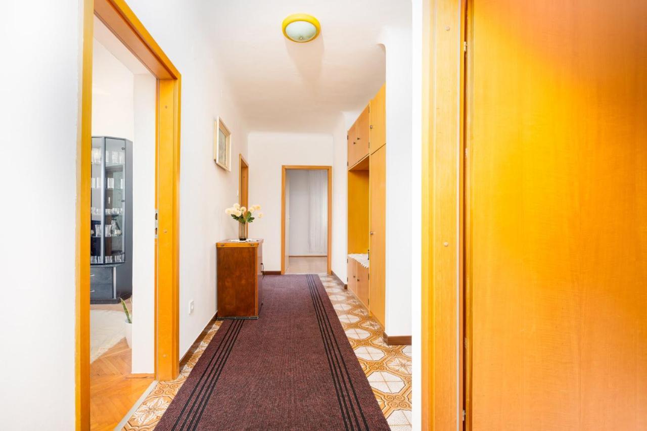 Apartman Tena プナト エクステリア 写真
