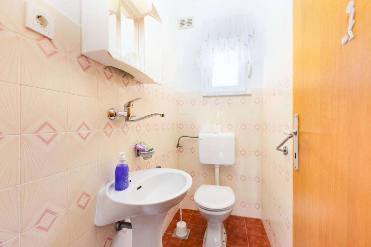 Apartman Tena プナト エクステリア 写真